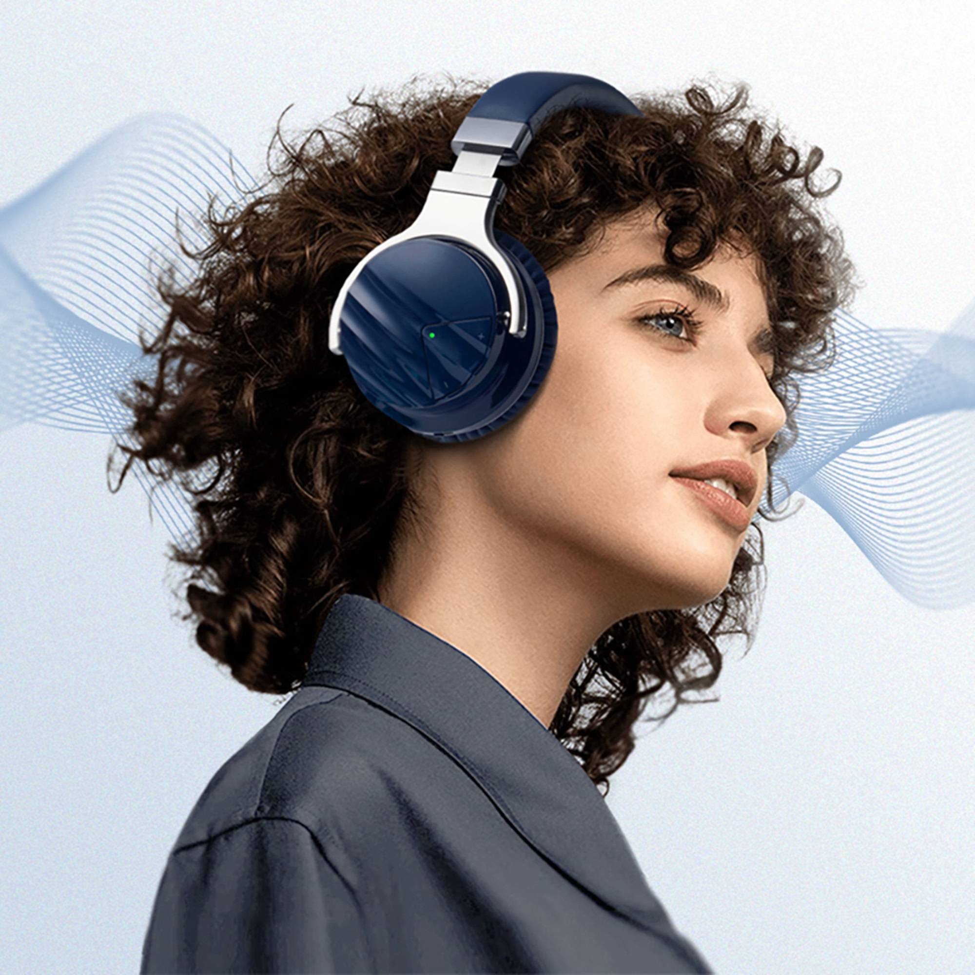 delpattern Bluetooth headphones are wireless, noise-canceling over-ear headphones with a built-in microphone. It's suitable for kids, gym use, and gaming.

⭐【All day play】: Enjoy up to 30HRS of listening time.
⭐【High quality call】: Hi-Res audio, stereo sound quality provide high quality call performance and enhanced voice clarity, great sound.
⭐【Easy to use】: Easily pair your device with one touch via Bluetooth.
⭐【Active Noise Canceling】: Premium active noise cancelling technology for a completely new listening experience.
⭐【Designed for comfort】: Made of durable and skin-friendly premium material and soft foam cushions, it's adjustable and comfortable to wear, allowing you to lose yourself in your travel, work or anywhere in between.

Specifications:
Item weight: 0.89lbs.
Material: ABS, Silicone
Frequency: 2400-2483.5MHz
Noise reduction depth: 22dB-3dB
Bluetooth: 5.0
Bluetooth protocol: HSP/HFP/A2DP/AVRCP
RF Power: +6dB
Battery life: Approximately 30h
Charging port: Micro USB
Charging time: 2H
Battery capacity: 500MA